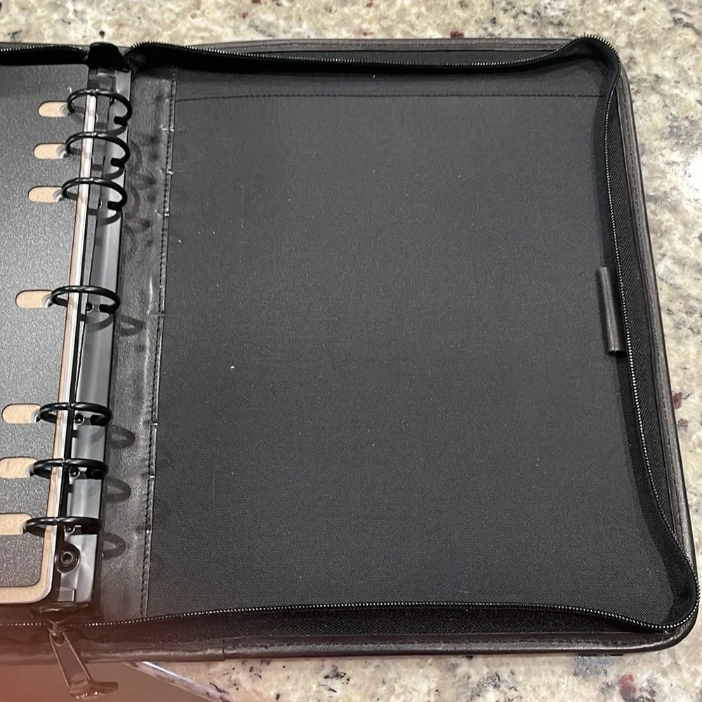 Day-Timer Brownish Leather Organizer Planner Zip Around 8 3/4